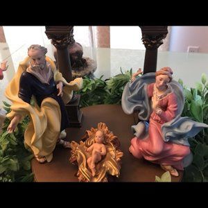 The Vatican Nativity Scene by the Franklin Mint